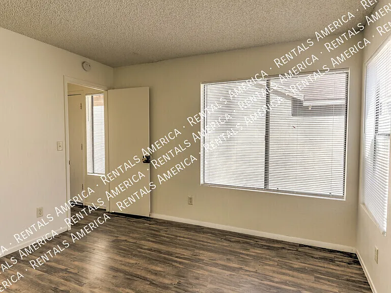 2950 W Avenida Destino — Photo 12