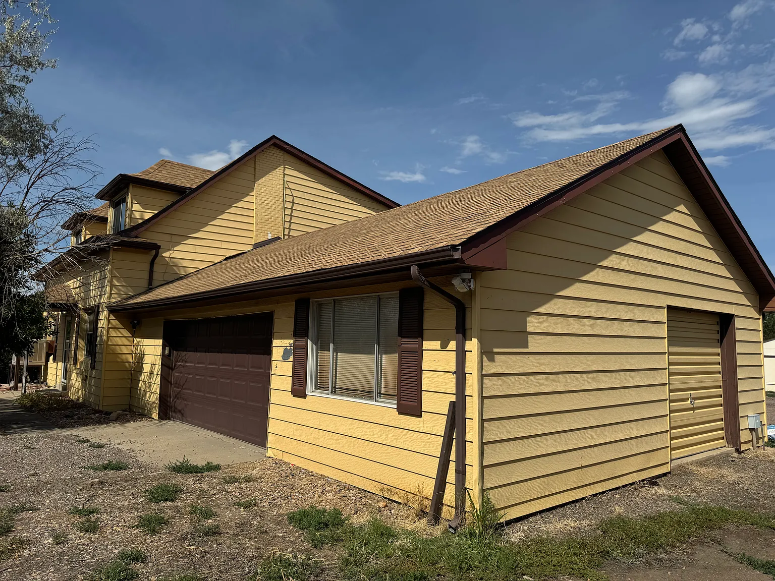 4 bed, 2846 sqft, $3,300 — Photo 2