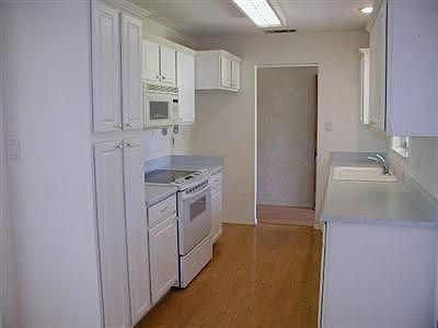 3rd image of 8138 Basswood Way
