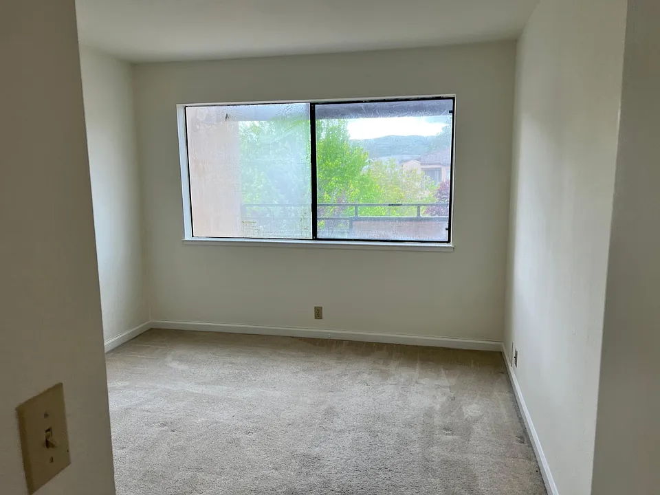 39109 Guardino Dr #330