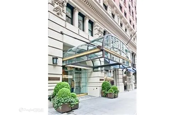 Rented by Douglas Elliman | media 26