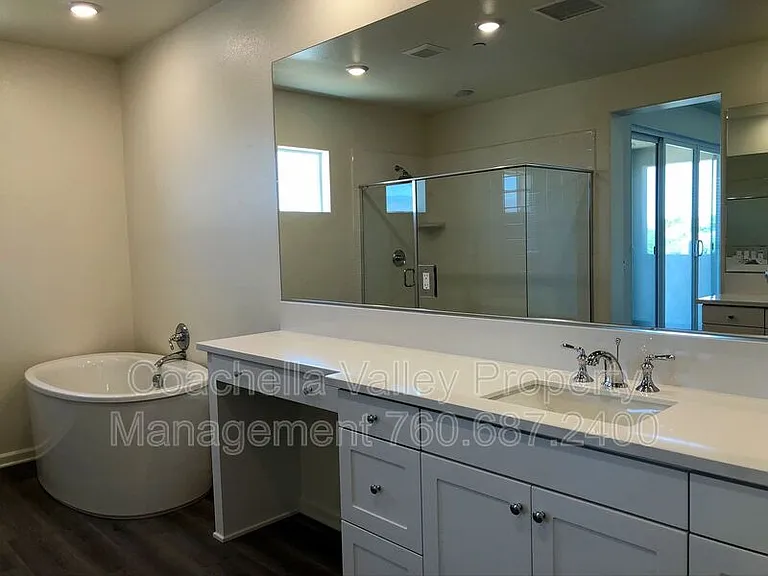 84401 Passagio Lago Way — Photo 13