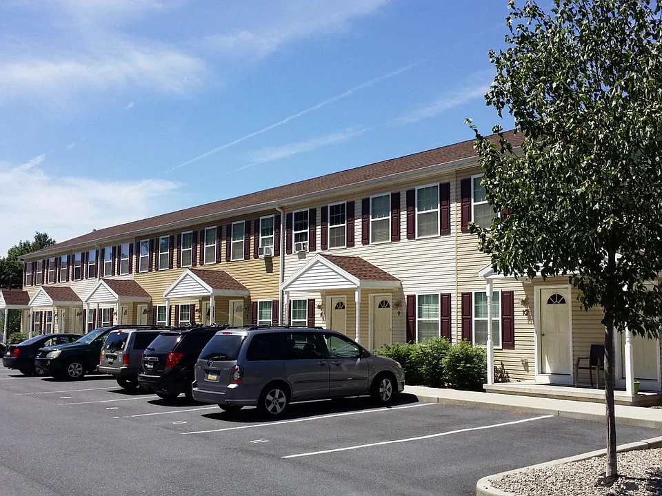 75 S Reber St #8