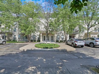 34451 N Old Walnut Cir Unit 207, Gurnee, IL, 60031