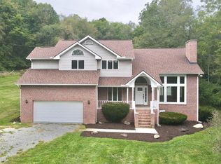 358 Rooster Pl, Princeton, WV 24739