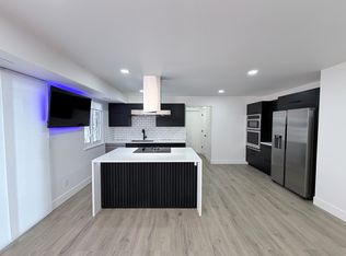 270 E Thirteen Mile Rd APT 41, Madison Heights, MI 48071