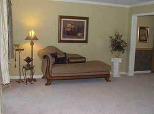 1503 Dalkeith Dr, Mechanicsburg, PA 17050