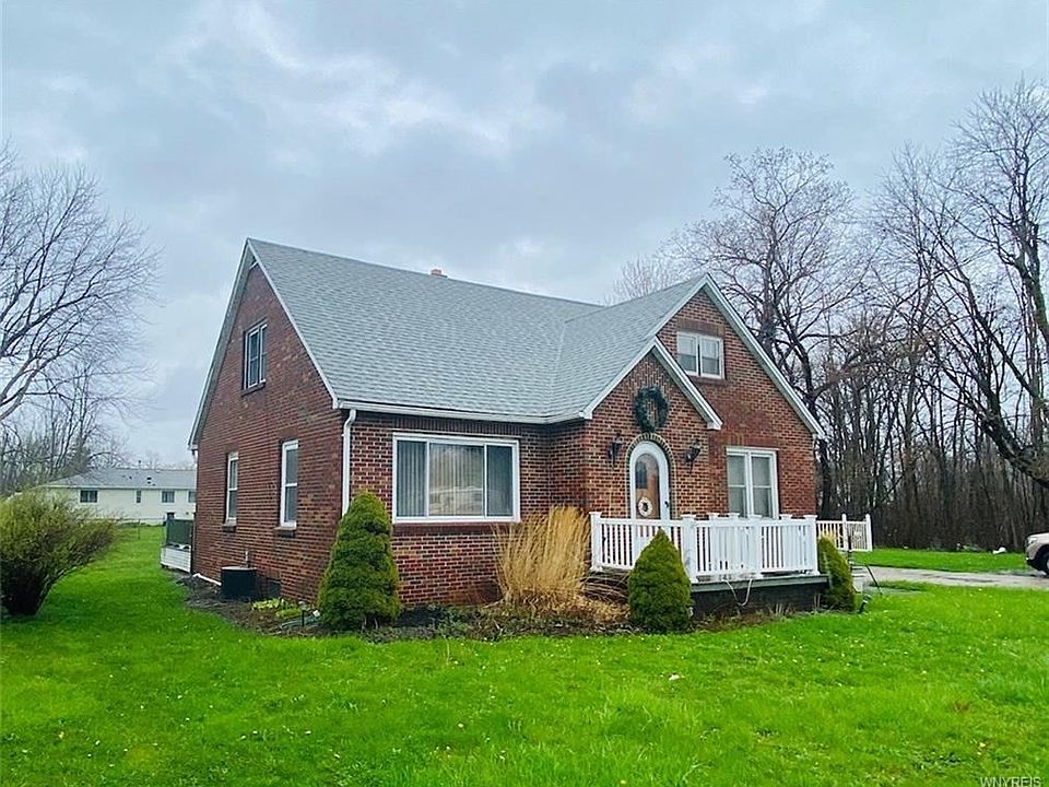 1st image of 3656 Walden Ave