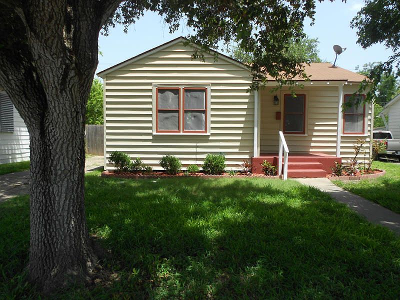 1st image of 4806 Blundell Dr