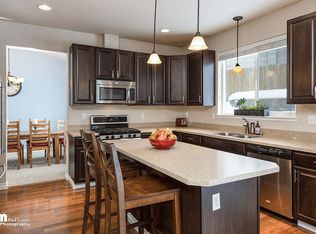 16154 Stineburg Dr, Eagle River, AK 99577