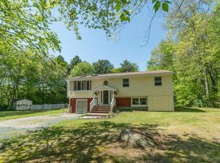1250 East Rd, Tiverton, RI 02878