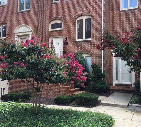 2nd image of 1811 N Uhle St