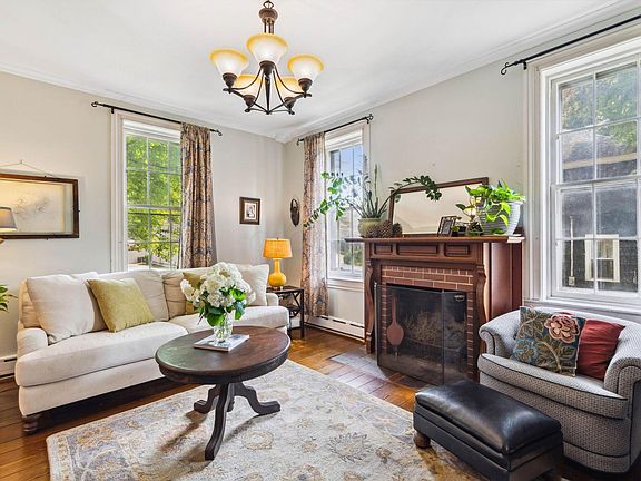 5th image of 31 W Plum St