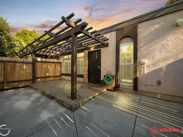 3612 Sampson Ct APT B, Bakersfield, CA 93309