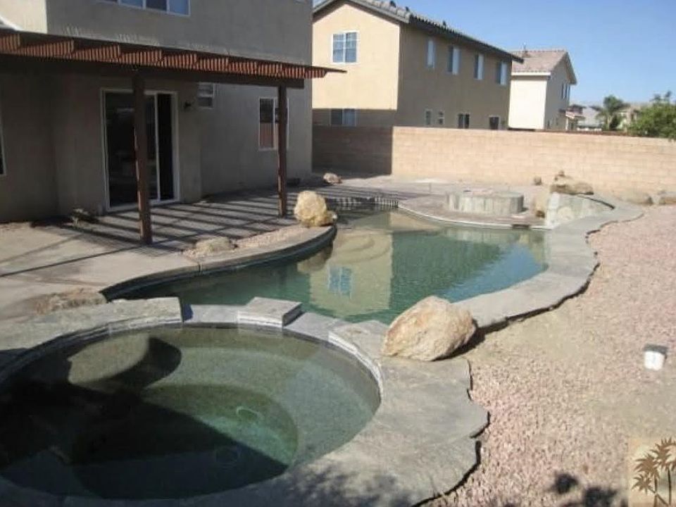 1st image of 83685 Shadowrock Dr