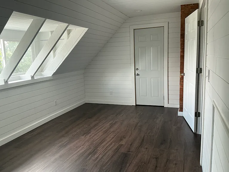215 N Main Ave #202 — Photo 9