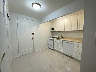 Rented by Best Apartments North Inc