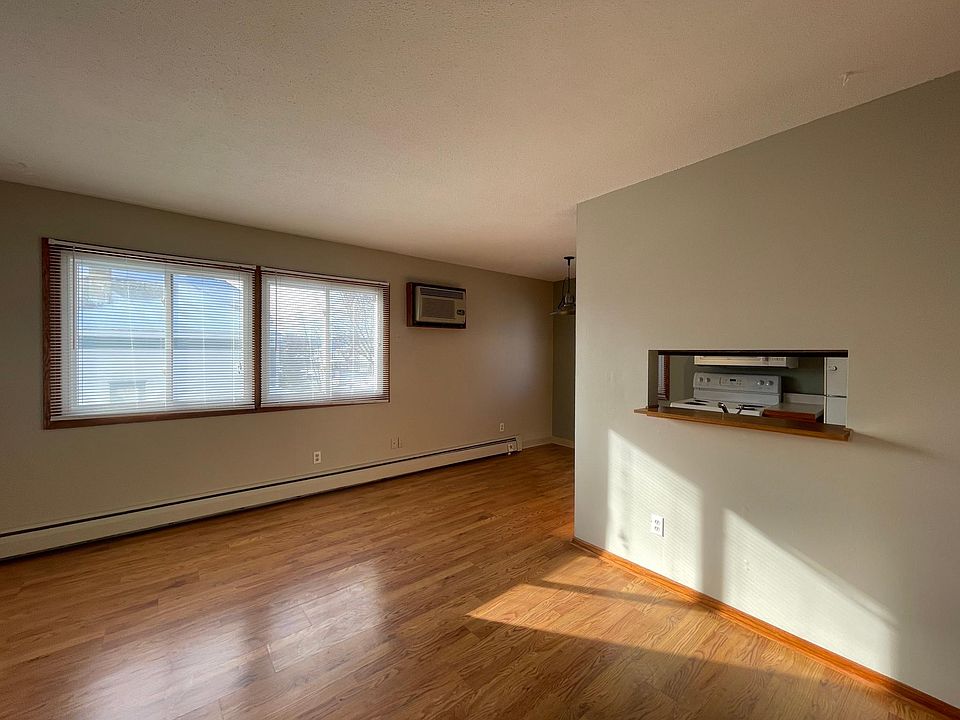 1st image of 2637 Pleasant Ave #14