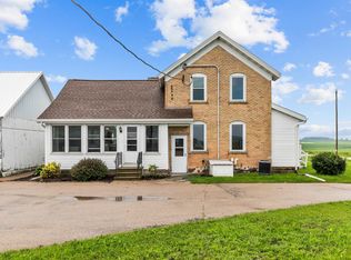 N8028 State Road 22, Bear Creek, WI 54922