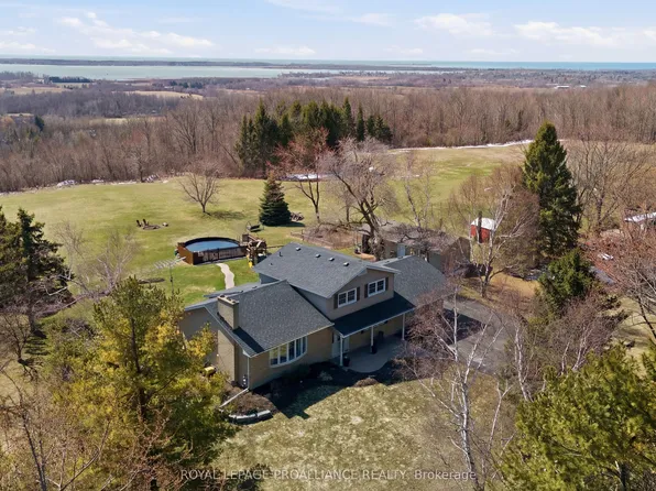 417 Smith St, Brighton, ON K0K 1H0