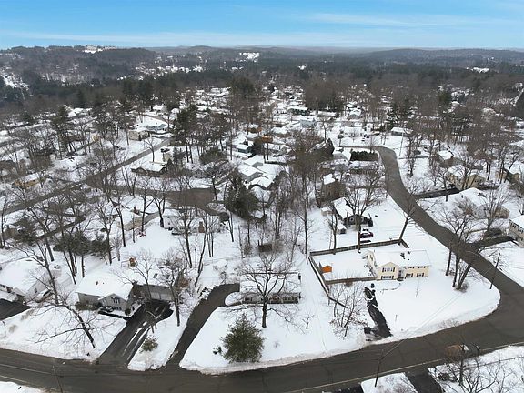 2nd image of 154 Westwood Drive