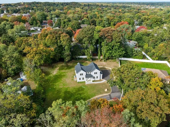 59 Crooked Hill Road, Huntington, NY 11743