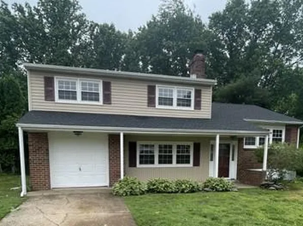 1207 Flint Hill Rd, Wilmington, DE 19808