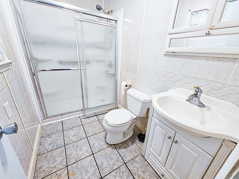 213 Otis Rd — Photo 6