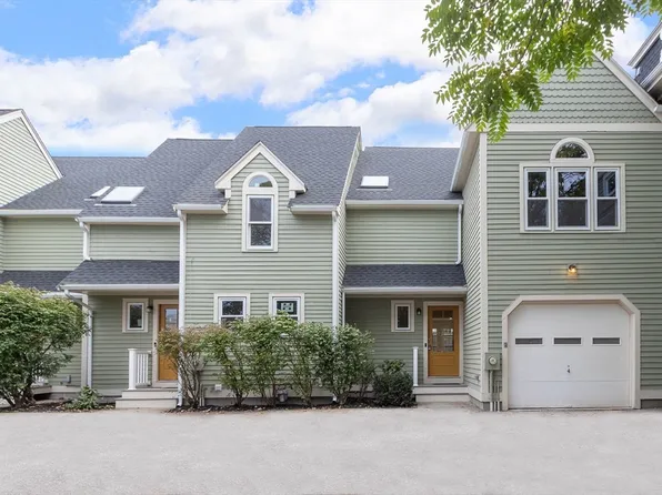 65 Jefferson St APT 3, Newton, MA 02458