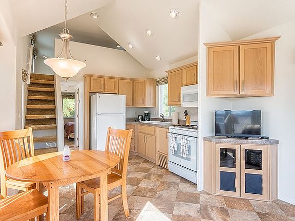 2nd image of 50238 Ehrenberg Hwy #60