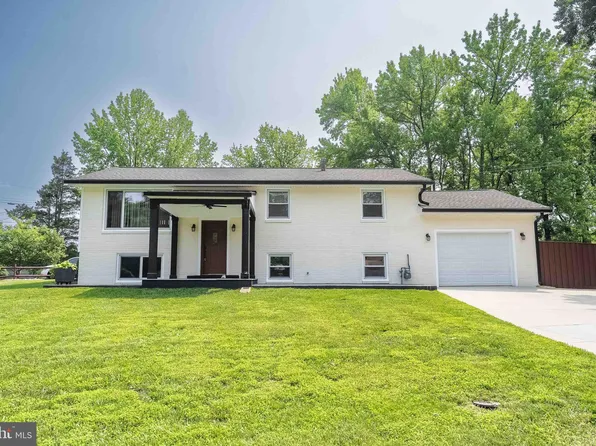 1815 Hollydale Rd, Fort Washington, MD 20744