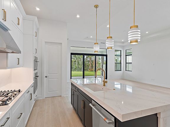 Madison Model Kitchen