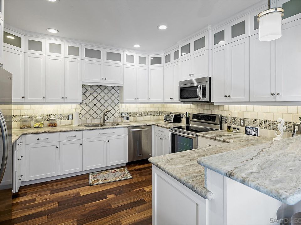 1st image of 707 Orange Ave #G3
