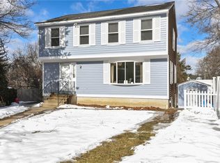 7 Sand St, Coventry, RI 02816