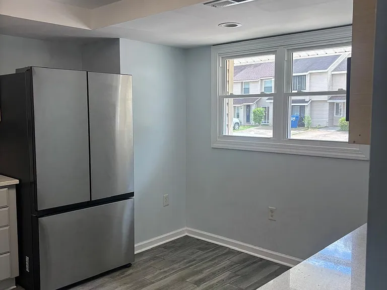 3610 Chimney Creek Dr — Photo 3