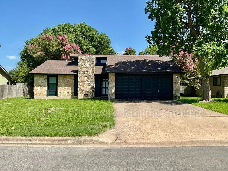 407 Meadowcreek Cir
