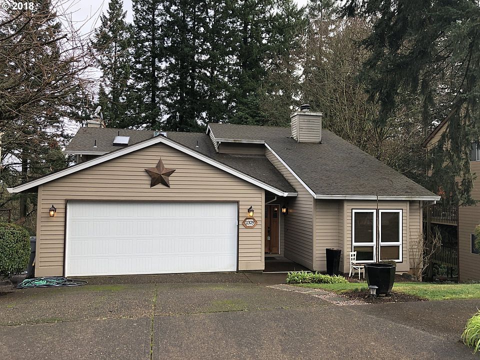 2nd image of 2329 Athena Rd