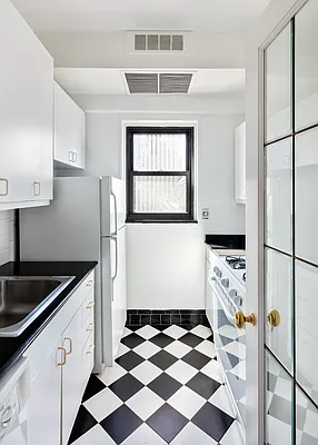 Rented by Compass | media 4