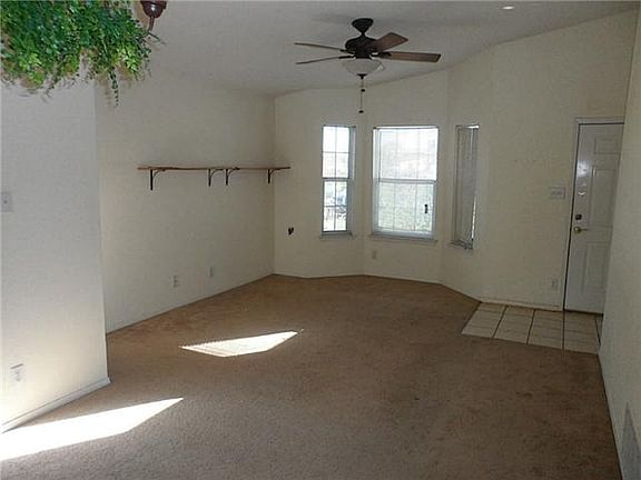 3rd image of 3428 Chickasaw Dr
