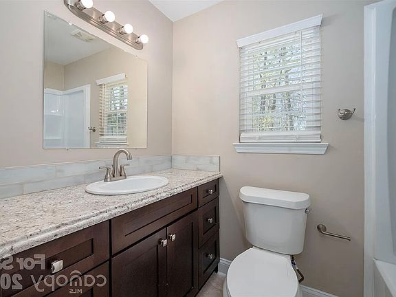 4th image of 6100 Joshua Tree Ct #1