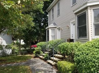 39 Crafts St #39, Newton, MA 02458