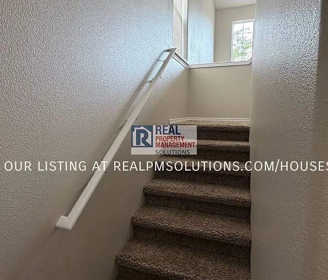 1851 SE Centurion Way — Photo 51