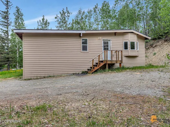 6061 E Pike Ave, Wasilla, AK 99654
