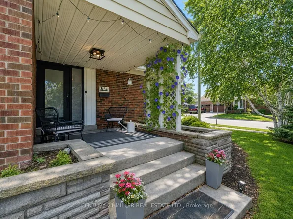 248 Kingsleigh Ct, Milton, ON L9T 1X7