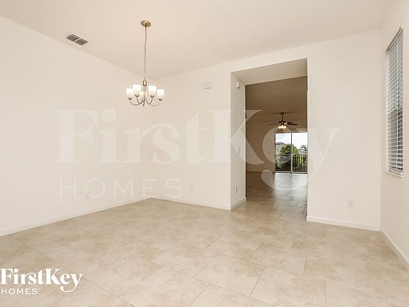 5th image of 16719 Abbey Hill Ct
