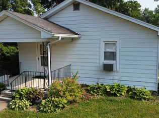 117 W Stewart St, Swayzee, IN 46986