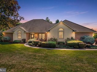 2709 Myers Rd, Spring Grove, PA 17362