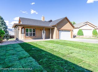 49 Pinyon Pl, Parachute, CO 81635
