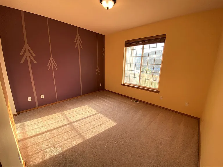 2405 N Lilac Way — Photo 20