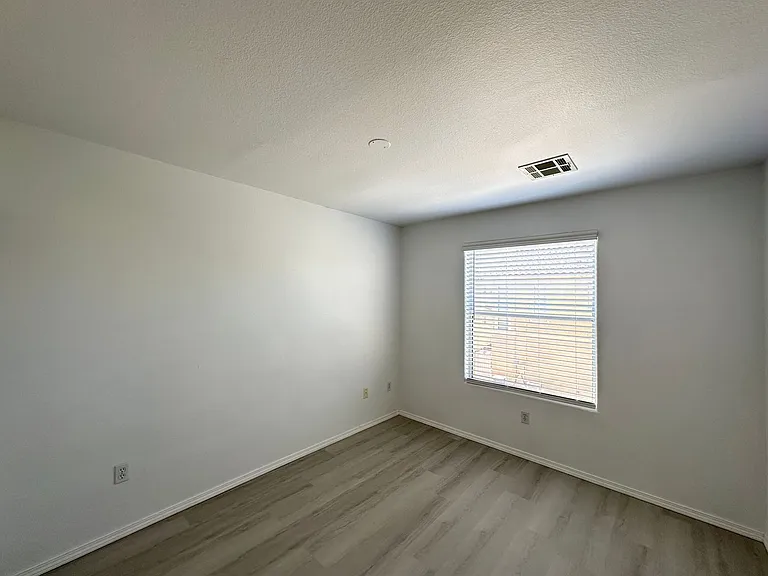 8222 Amphora St — Photo 15